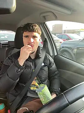 los freaky online show from December 22, 9:31 am