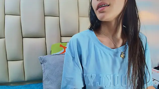 sweet amye online show from December 4, 7:24 pm