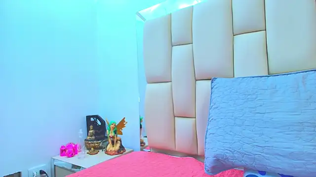 sweet amye online show from October 21, 7:13 pm