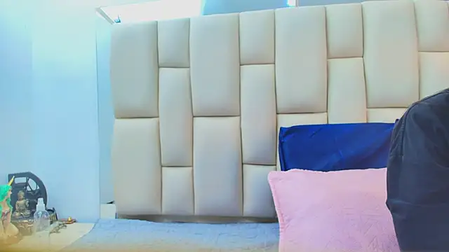 sweet amye online show from December 2, 7:15 pm