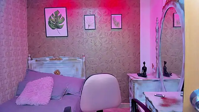 Dali collin online show from November 14, 1:59 pm