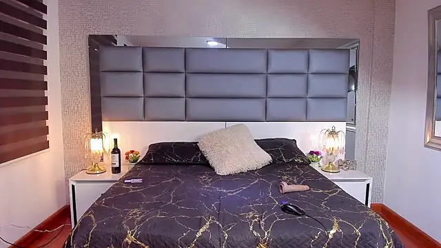 Dali collin online show from February 25, 1:55 pm