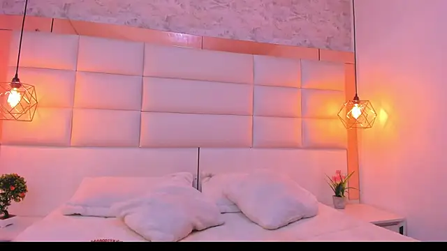 Dali collin online show from March 30, 2:07 pm