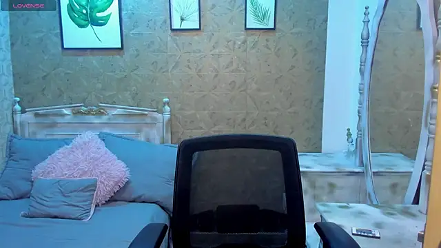 Snapshot of Dali_collin chatting on June 26, 1:39 pm Dali collin online show from June 26, 1:39 pm