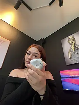 Dali collin online show from April 15, 3:12 am