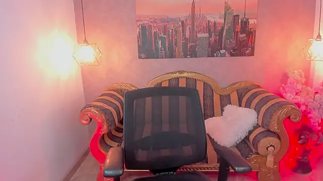 Dali collin online show from January 17, 1:04 pm