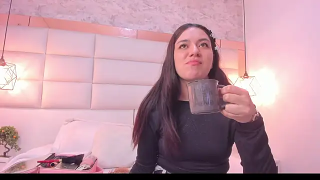 Dali collin online show from March 21, 4:33 pm