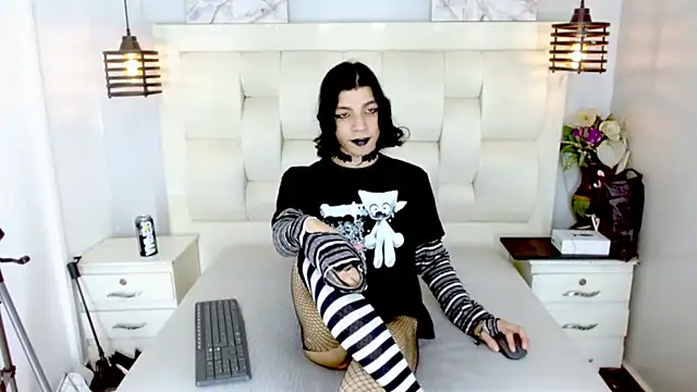 Atley Dolly online show from March 18, 11:16 pm