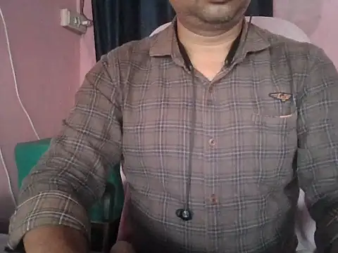 Snapshot of sexy_boy_hot_lund chatting on July 11, 6:13 am sexy boy hot lund online show from July 11, 6:13 am
