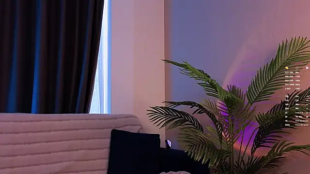 VirginiaHouston online show from April 1, 6:48 am