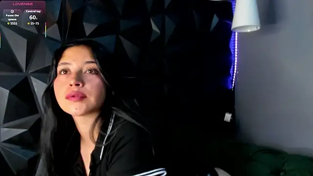 vela-kimm online show from March 10, 2:43 pm