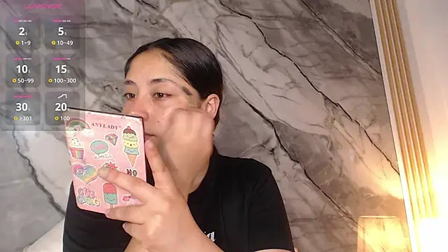 vela-kimm online show from April 13, 8:46 pm