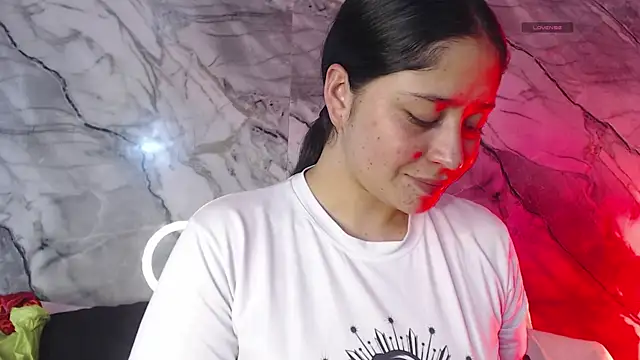 vela-kimm online show from April 14, 8:03 pm