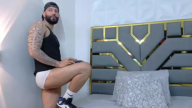 yorbymaxx online show from October 24, 12:59 pm