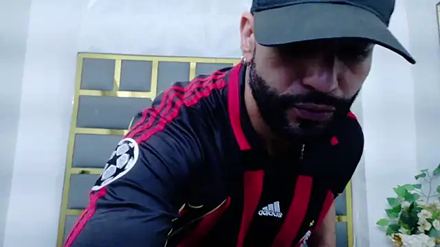 yorbymaxx online show from December 17, 2:11 pm