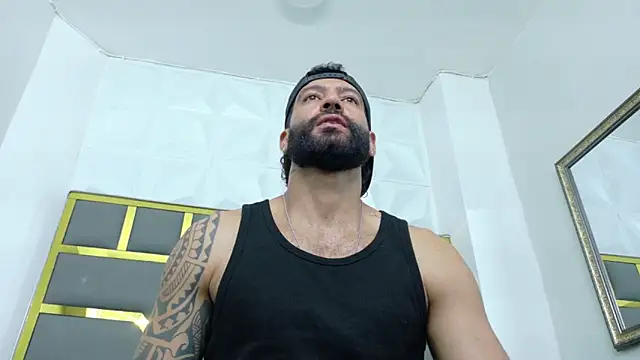 yorbymaxx online show from October 31, 4:36 pm