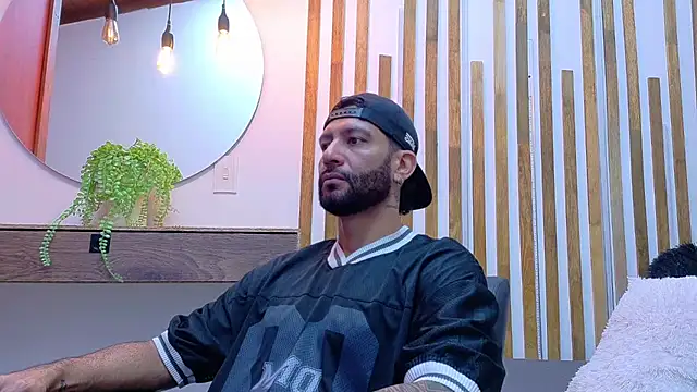 yorbymaxx online show from March 6, 2:01 pm