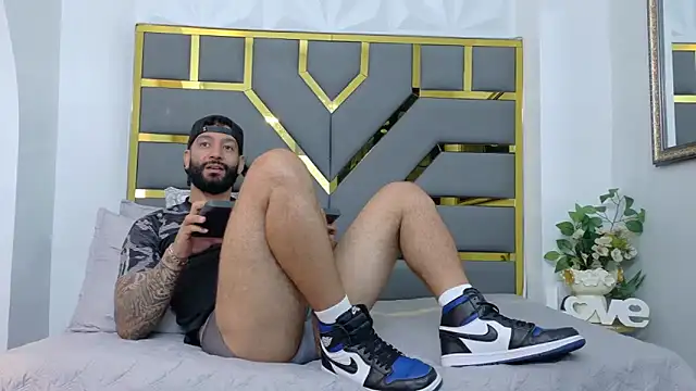 yorbymaxx online show from October 22, 2:16 pm