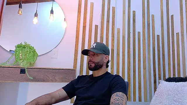 yorbymaxx online show from March 17, 1:36 pm