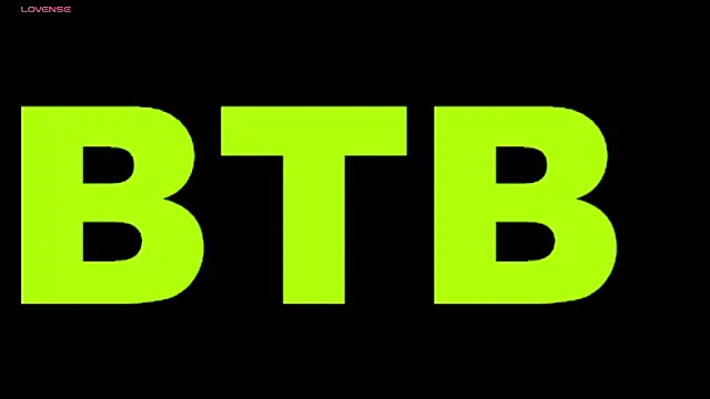 Snapshot of mystica_25 chatting on September 10, 4:17 pm mystica 25 online show from September 10, 4:17 pm