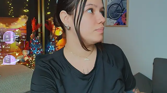 Snapshot of hanna_kimura chatting on December 15, 7:31 pm hanna kimura online show from December 15, 7:31 pm