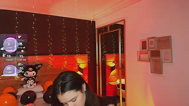 hanna kimura online show from October 31, 7:54 pm