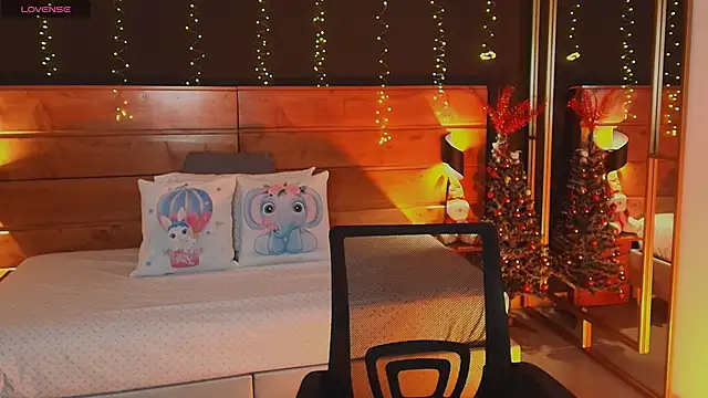 hanna kimura online show from November 21, 2:43 am