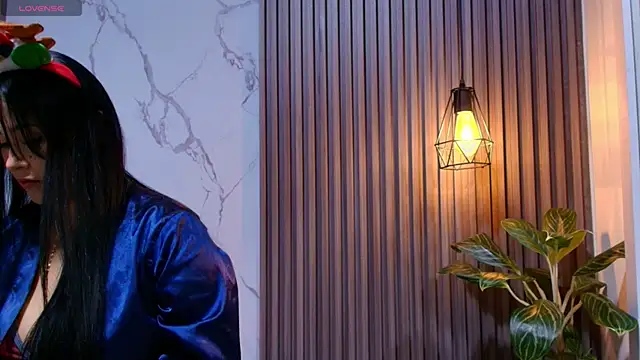 Snapshot of Cherry__blossom18 chatting on December 1, 11:33 am Cherry blossom18 online show from December 1, 11:33 am