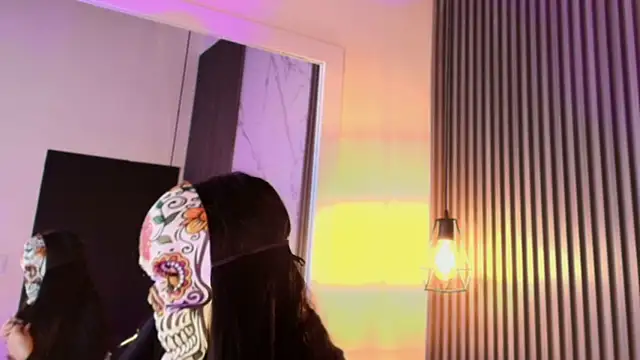 Snapshot of Cherry__blossom18 chatting on October 31, 10:34 am Cherry blossom18 online show from October 31, 10:34 am