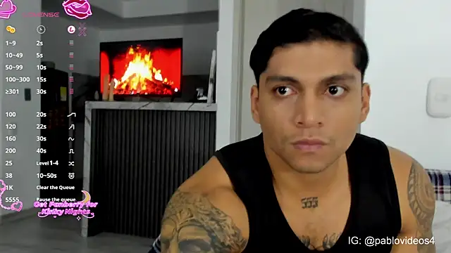 Nicolasmontoya16 online show from February 9, 3:37 am