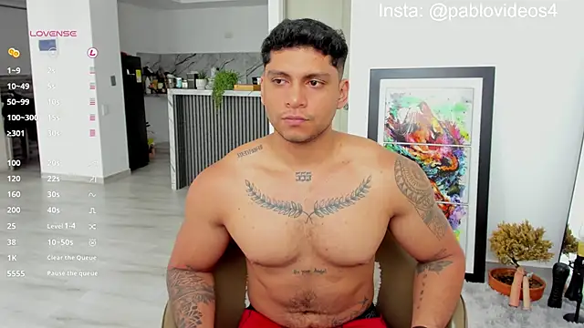 Nicolasmontoya16 online show from September 23, 3:41 pm