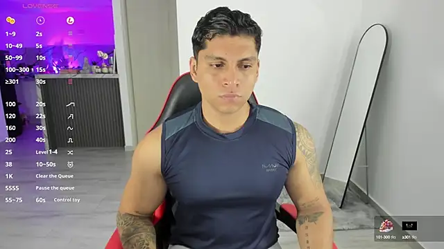 Nicolasmontoya16 online show from October 16, 4:21 am