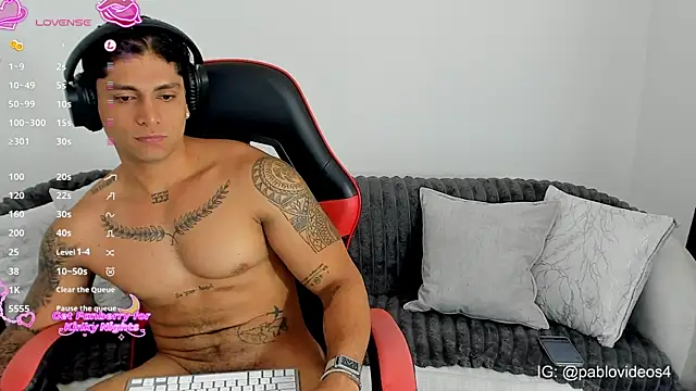 Nicolasmontoya16 online show from March 22, 1:12 pm