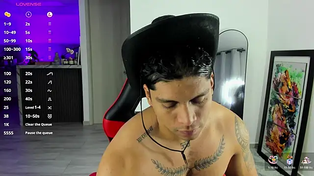 Nicolasmontoya16 online show from October 18, 4:03 am