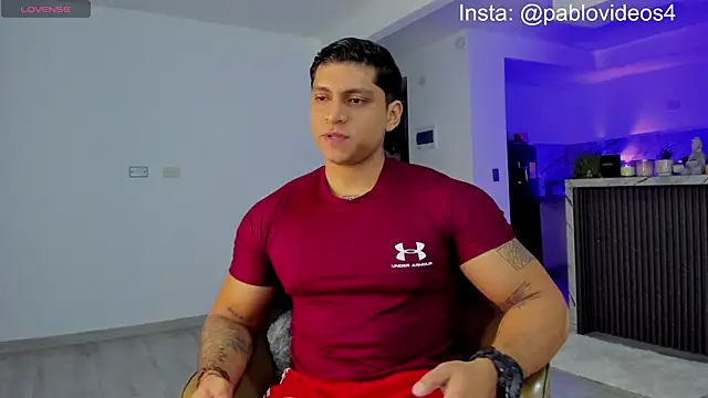 Nicolasmontoya16 online show from September 15, 4:02 am