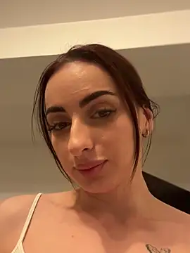 AuraPure online show from December 19, 4:49 am