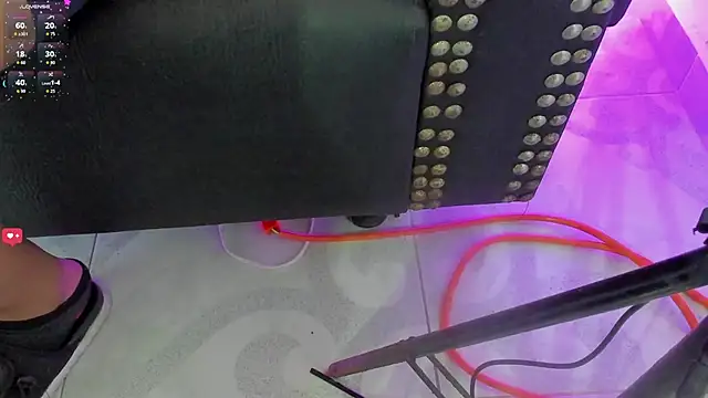 Snapshot of yasmin_rahal chatting on February 13, 1:33 pm yasmin rahal online show from February 13, 1:33 pm