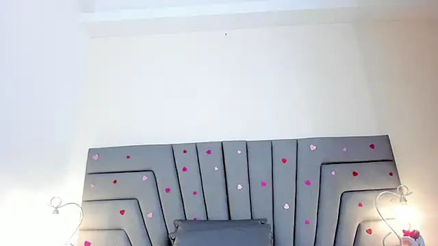 Maia 520 online show from February 9, 5:55 pm