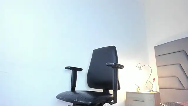 Maia 520 online show from January 6, 5:50 pm