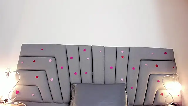 Maia 520 online show from March 4, 5:10 pm