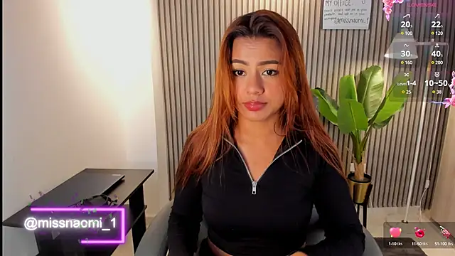 Snapshot of Missnaomi_ chatting on September 21, 2:06 am Missnaomi online show from September 21, 2:06 am