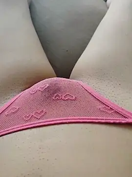 Icee006 online show from December 16, 1:37 pm