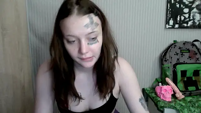 eva sunshine blue eyes online show from July 9, 6:18 pm