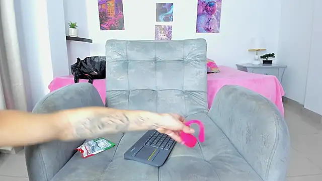 Snapshot of saori_022 chatting on October 2, 3:10 am saori 022 online show from October 2, 3:10 am