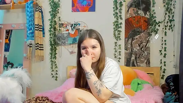 Hate Emotions online show from October 4, 11:45 am