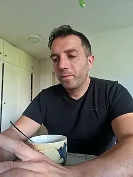spaccaa online show from June 6, 8:30 am