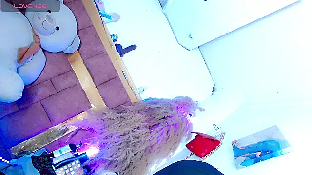 ravenous charmer online show from April 13, 5:33 am