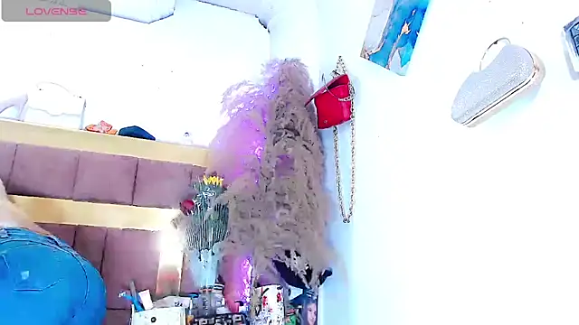 ravenous charmer online show from March 13, 12:26 am