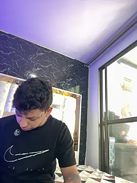 DayanaDG online show from December 4, 6:40 pm