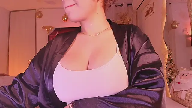 megansan  online show from November 26, 1:55 pm